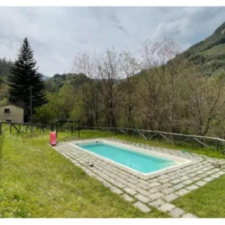 Luxury La Grotta Del Vento * Gallicano